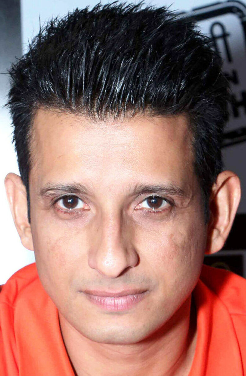 фото Шарман Джоши