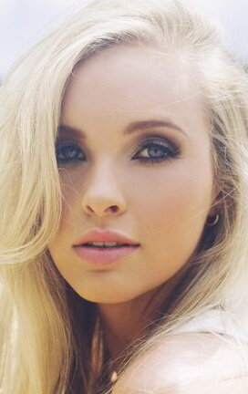 фото Алисия Бэнит