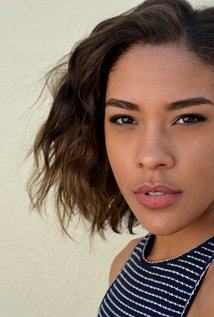 фото Брук МакНил