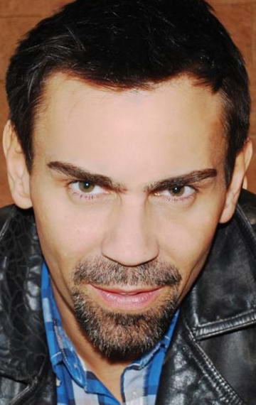 фото Том Бенедикт Найт