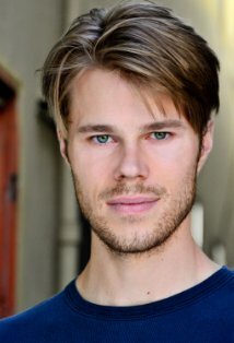 фото Todd Hughlett