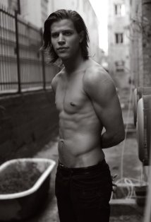 фото Chase Mowen