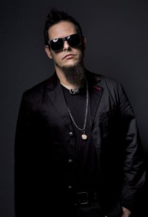 фото Ральф Эхемендия