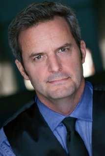 фото Кристофер Хэтфилд