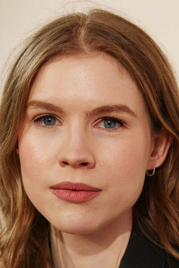 фото Ив Коннолли