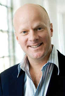 фото Джон Тралл Буш