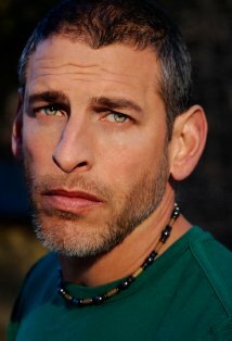 фото Адам Бойер