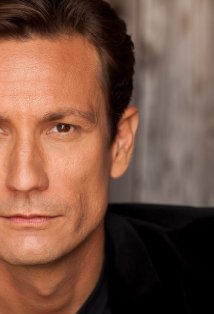 фото Трой Масс