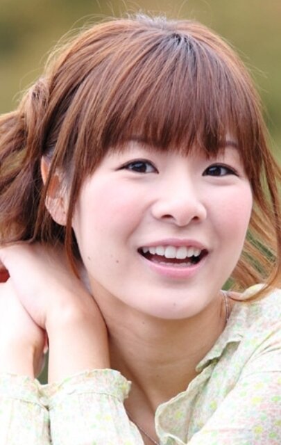 фото Тинацу Акасаки