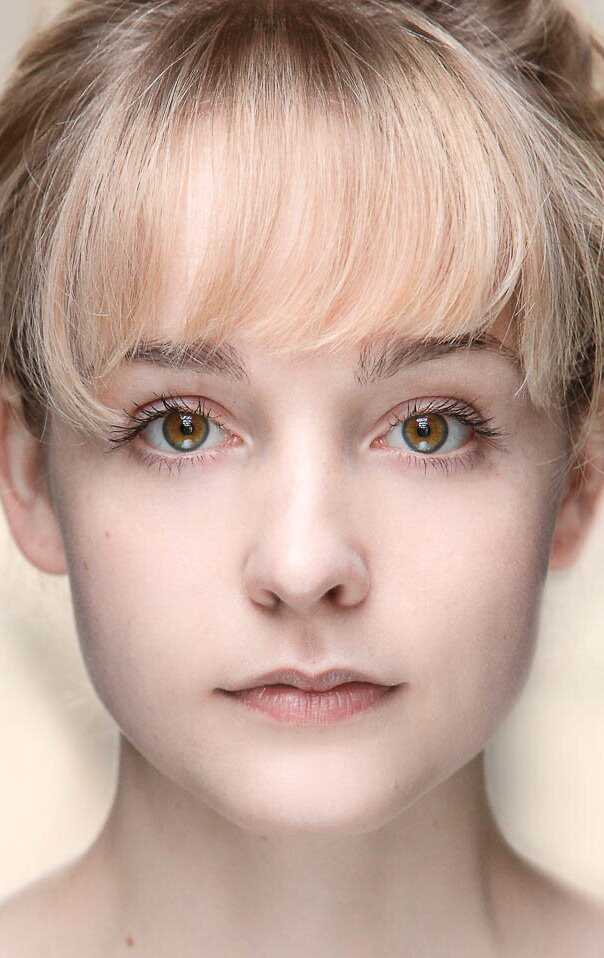 фото Оливия Виналл