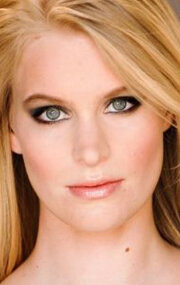 фото Сара Навратил