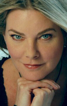 фото Паула Девик