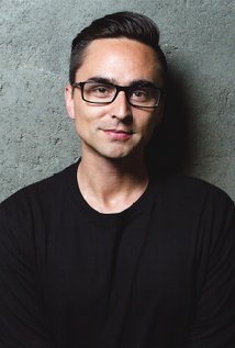 фото Мики Финнегэн