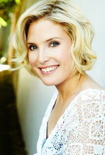 фото Эмили Роуз Бреннан