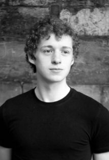 фото Джеймс Уайлз