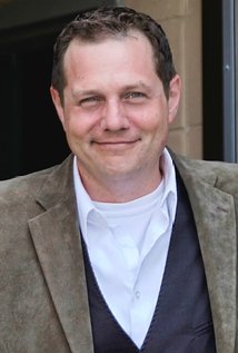 фото Калеб Маршалл