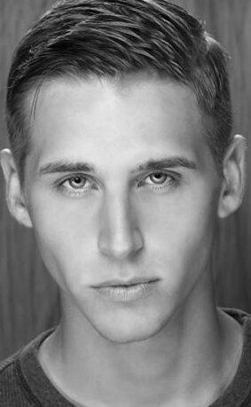 фото Хэйген Миллс