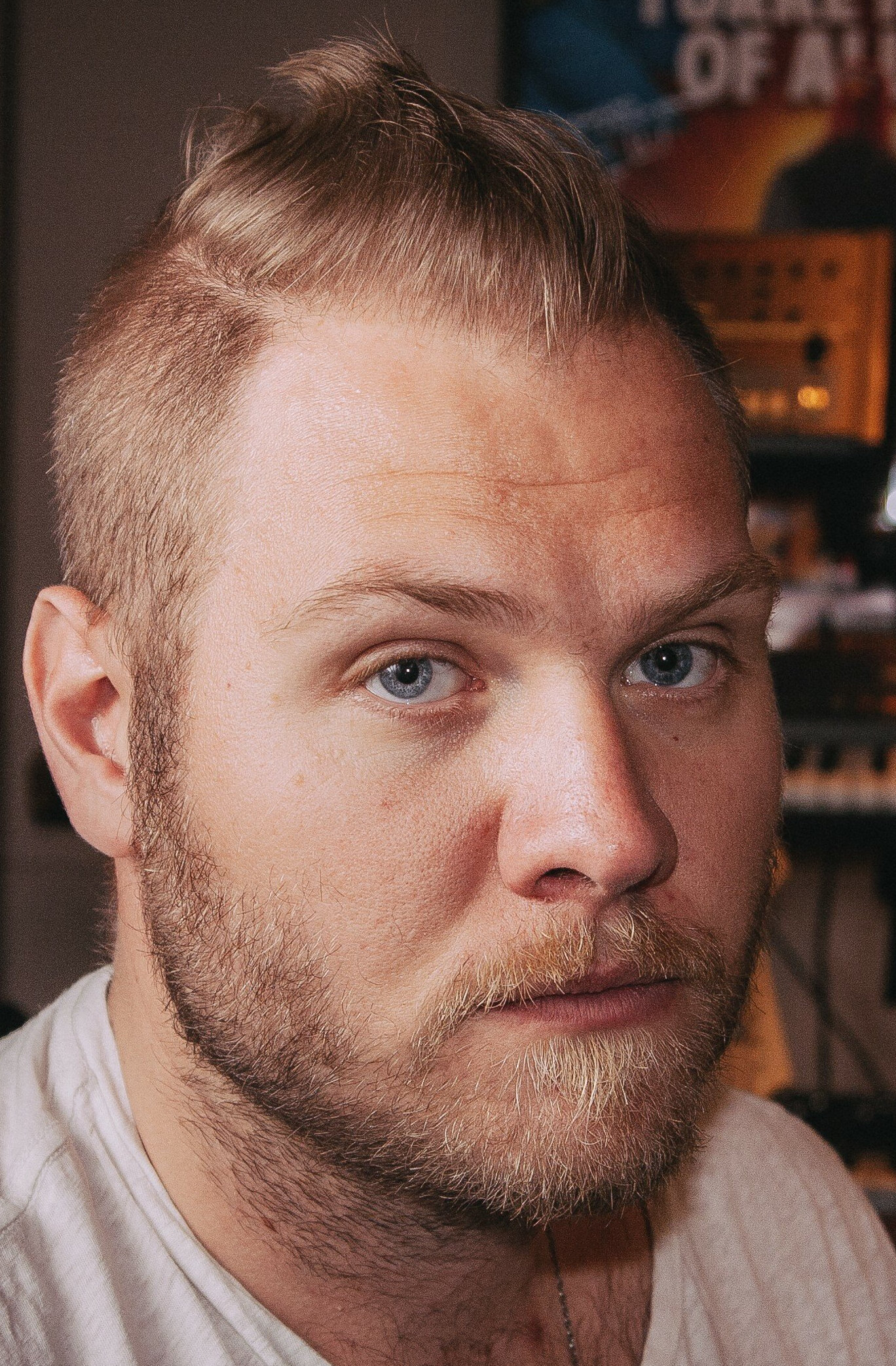 фото Доминик Льюис