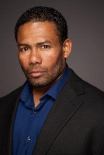 фото Том Авила