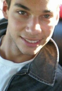 фото Tyler Straessle