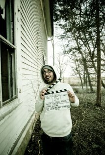 фото Адам Бартлетт