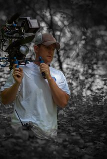 фото Тайлер Адамс