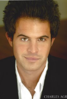 фото Чарльз Агрон