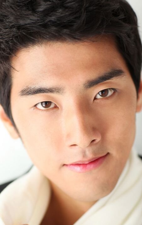 фото Ви Джи-ун