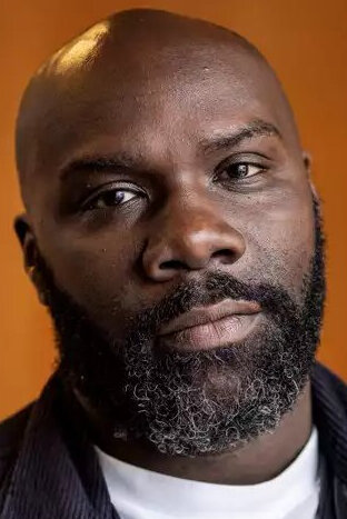 фото Michael «Mikey» J Asante