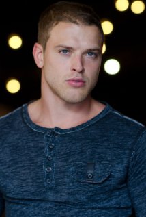 фото Аарон Марчиняк