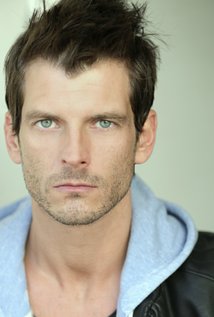 фото Аарон Джастис