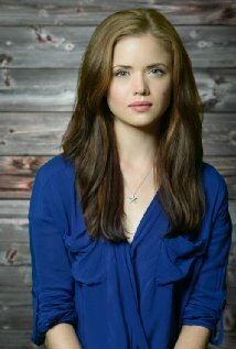 фото Scarlett James