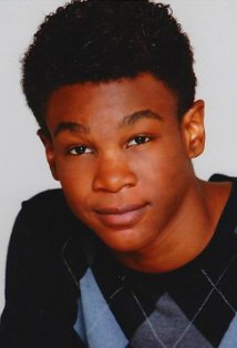 фото Kylon Howell