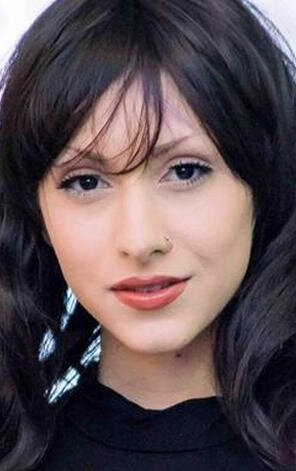 фото Ловина Явари