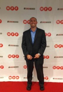 фото Джеймс Эбботт