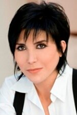 фото Лиан Фоли