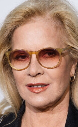 фото Сильви Вартан