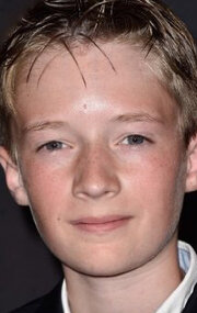 фото Тэйден Маркс