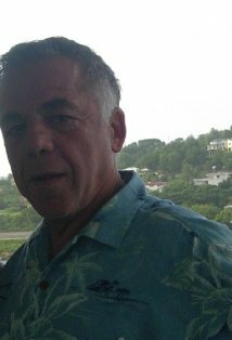 фото Andrew Louca