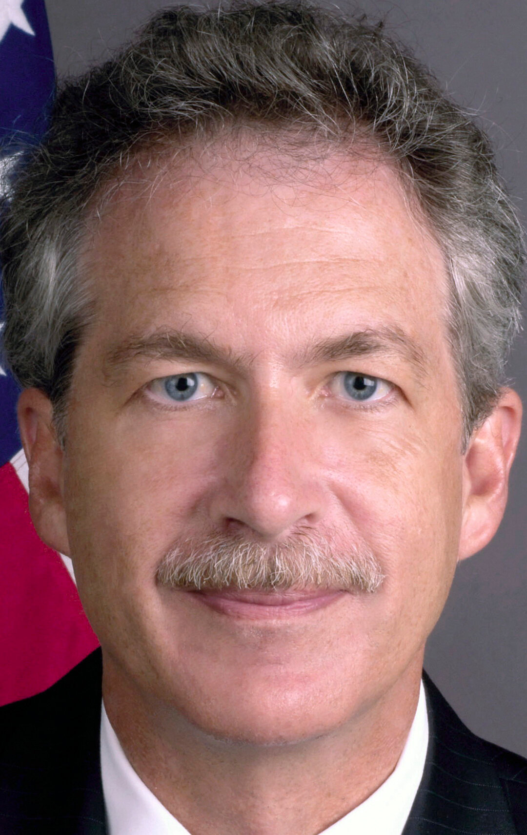 фото Билл Бёрнс