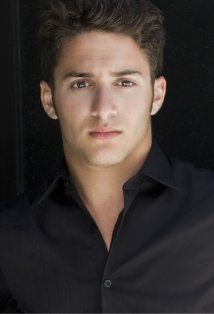 фото Джош Коэн