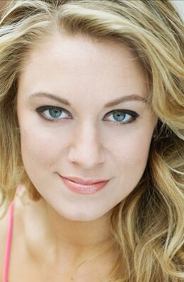 фото Джессика Мур