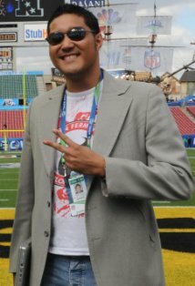 фото Augie Max Vargas