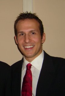 фото Адам Элтархони