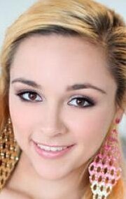 фото Зоя Фокс