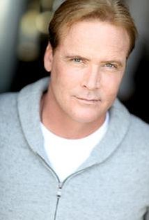 фото Нил Уэллс