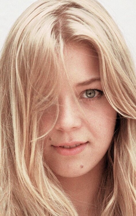 фото Бекки Хилл