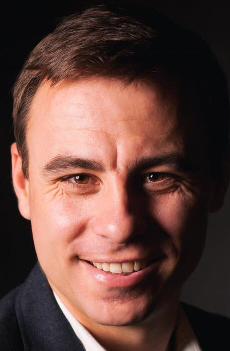 фото Йонуц Гиня