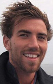 фото Кристофер Е. Миллер