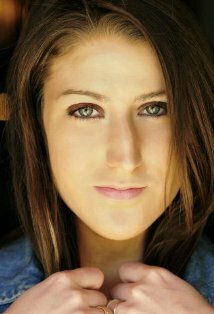 фото Келли-Энн Харрис